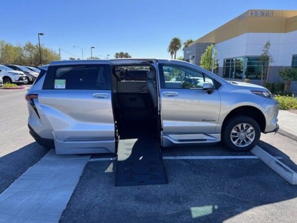 Silver Toyota Sienna with BraunAbility Side Entry Automatic Fold Out conversion