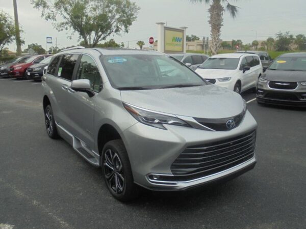 Silver Toyota Sienna with BraunAbility Side Entry Automatic In Floor conversion
