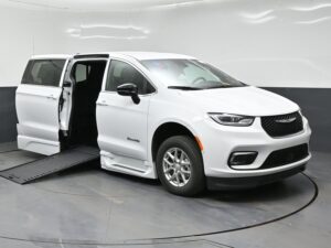 White Chrysler Pacifica with BraunAbility Side Entry Automatic In Floor conversion