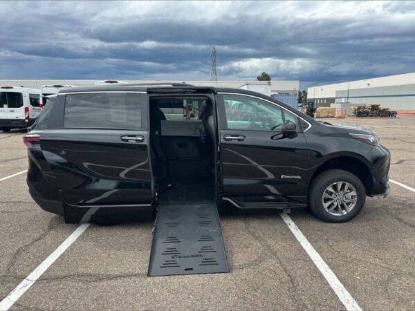 Black Toyota Sienna with BraunAbility Side Entry Automatic Fold Out conversion