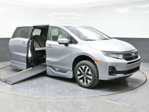 Silver Honda Odyssey with BraunAbility Side Entry Automatic In Floor conversion