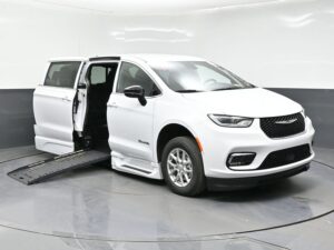 White Chrysler Pacifica with BraunAbility Side Entry Automatic Fold Out conversion