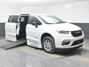 White Chrysler Pacifica with BraunAbility Side Entry Automatic In Floor conversion