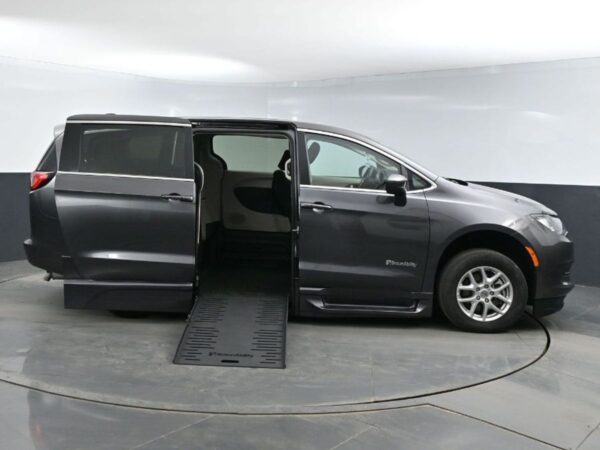 Grey Chrysler Voyager with BraunAbility Side Entry Automatic Fold Out conversion