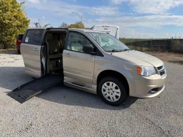 Dodge Grand Caravan with BraunAbility Side Entry Manual Fold Out conversion