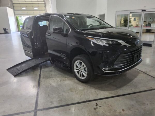 Black Toyota Sienna with BraunAbility Side Entry Automatic Fold Out conversion