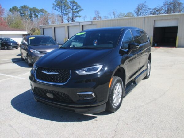 Black Chrysler Pacifica with BraunAbility Side Entry Automatic In Floor conversion