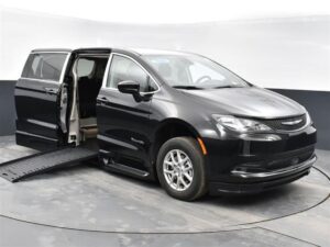 Black Chrysler Voyager with BraunAbility Side Entry Automatic Fold Out conversion