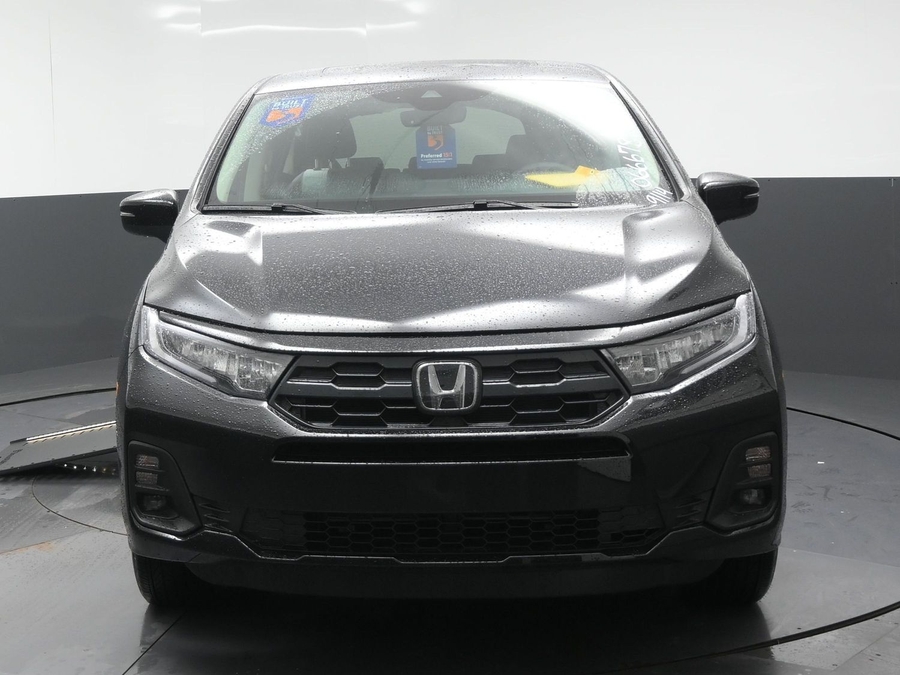 Black Honda Odyssey with BraunAbility Side Entry Automatic In Floor conversion