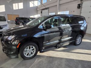 Black Chrysler Voyager with BraunAbility Side Entry Automatic Fold Out conversion