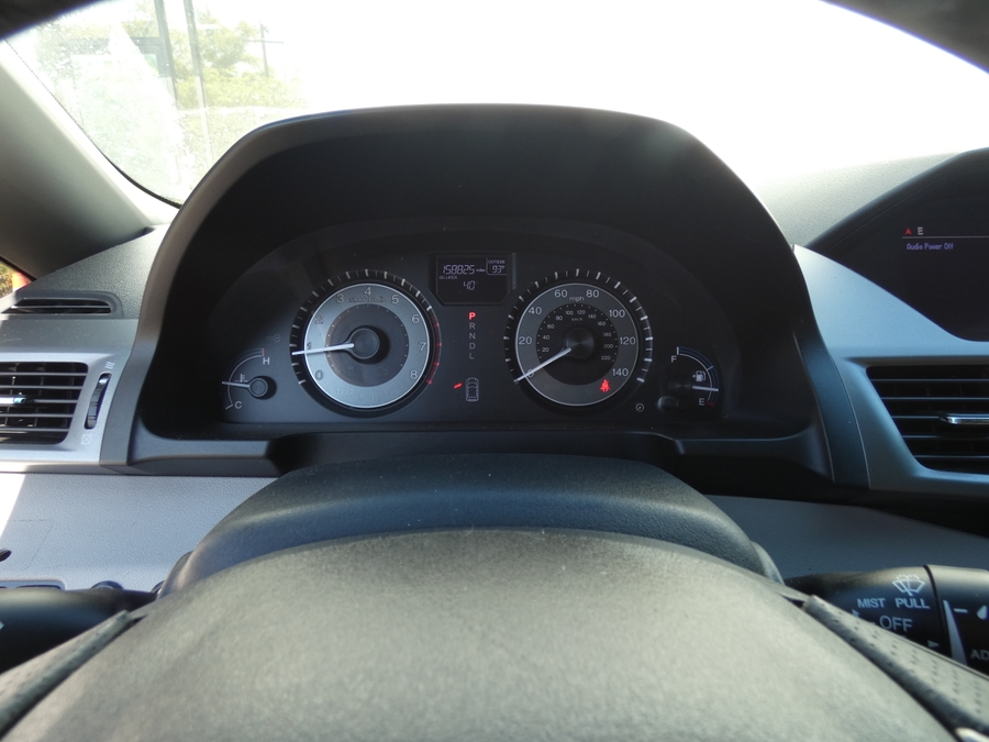 Honda Odyssey with Vantage Mobility Side Entry Automatic In Floor conversion