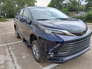 Blue Toyota Sienna with BraunAbility Side Entry Automatic Fold Out conversion