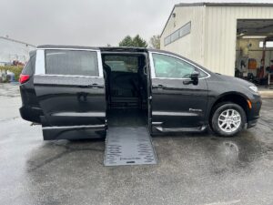 Black Chrysler Pacifica with BraunAbility Side Entry Automatic Fold Out conversion