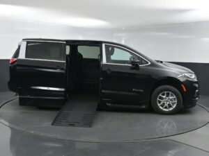 Black Chrysler Pacifica with BraunAbility Side Entry Automatic Fold Out conversion