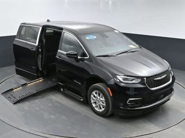 Black Chrysler Pacifica with BraunAbility Side Entry Automatic In Floor conversion