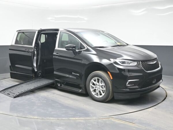 Black Chrysler Pacifica with BraunAbility Side Entry Automatic Fold Out conversion