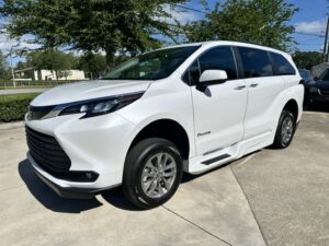 White Toyota Sienna with BraunAbility Side Entry Automatic In Floor conversion