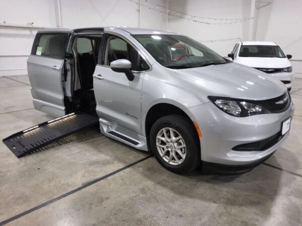Silver Chrysler Voyager with BraunAbility Side Entry Automatic Fold Out conversion