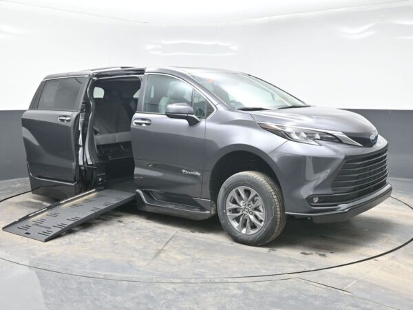 Grey Toyota Sienna with BraunAbility Side Entry Automatic Fold Out conversion