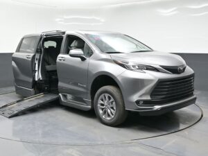 Grey Toyota Sienna with BraunAbility Side Entry Automatic Fold Out conversion