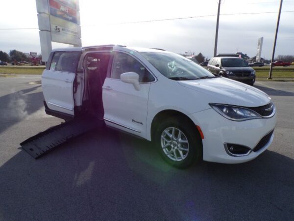 White Chrysler Pacifica with BraunAbility Side Entry Automatic Fold Out conversion