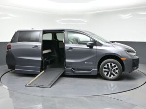 Grey Honda Odyssey with BraunAbility Side Entry Automatic In Floor conversion