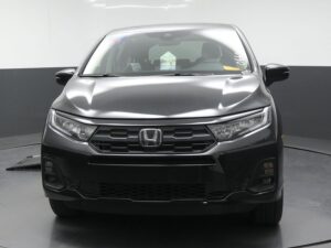 Black Honda Odyssey with BraunAbility Side Entry Automatic In Floor conversion