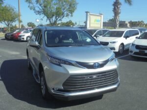 Silver Toyota Sienna with BraunAbility Side Entry Automatic Fold Out conversion