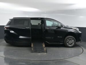 Black Toyota Sienna with BraunAbility Side Entry Automatic Fold Out conversion