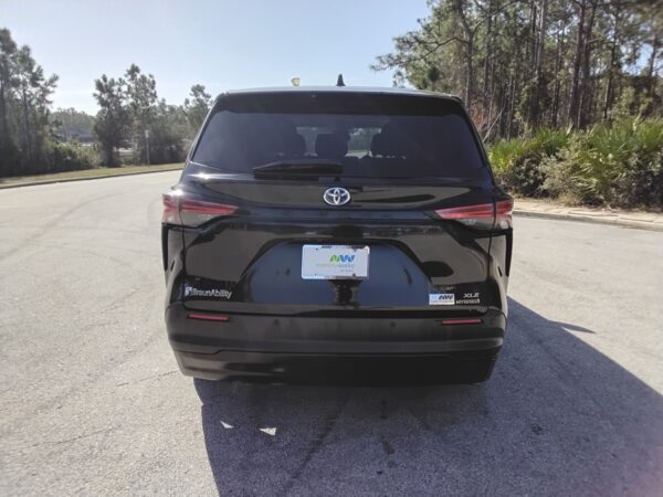 Black Toyota Sienna with BraunAbility Side Entry Automatic Fold Out conversion