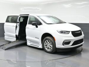White Chrysler Pacifica with BraunAbility Side Entry Automatic Fold Out conversion