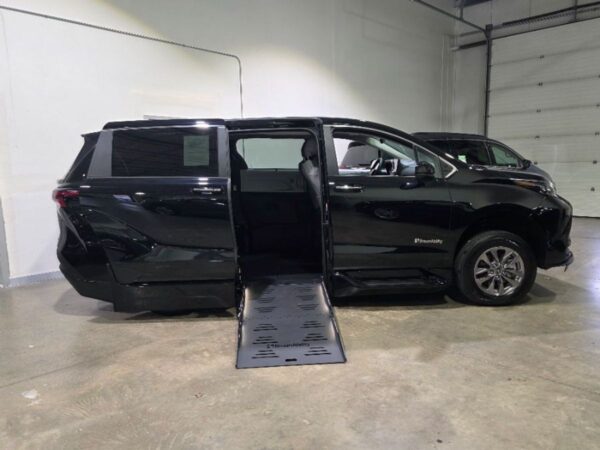Black Toyota Sienna with BraunAbility Side Entry Automatic Fold Out conversion