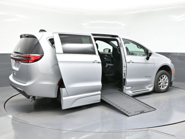 Silver Chrysler Pacifica with BraunAbility Side Entry Automatic In Floor conversion