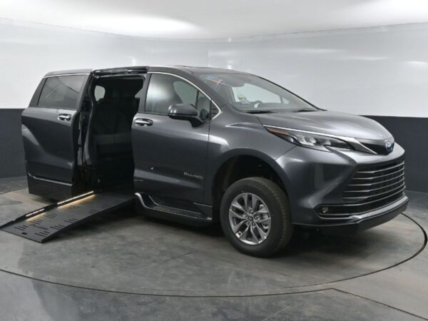 Grey Toyota Sienna with BraunAbility Side Entry Automatic Fold Out conversion