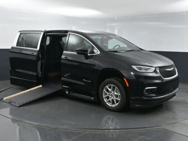 Black Chrysler Pacifica with BraunAbility Side Entry Automatic In Floor conversion