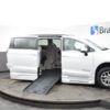 White Chrysler Voyager with BraunAbility Side Entry Automatic Fold Out conversion