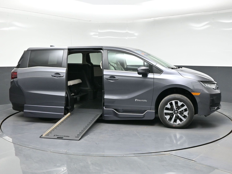 Grey Honda Odyssey with BraunAbility Side Entry Automatic In Floor conversion