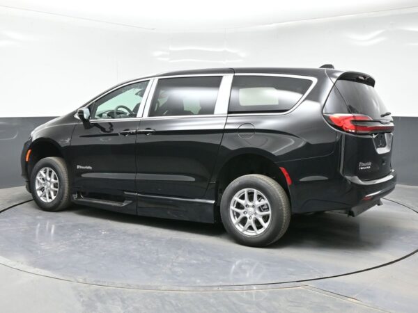Black Chrysler Pacifica with BraunAbility Side Entry Automatic Fold Out conversion