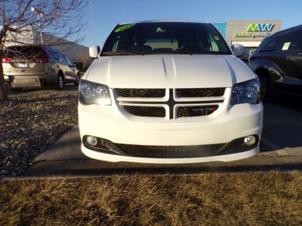 White Dodge Grand Caravan with Driverge Rear Entry Manual Fold Out conversion