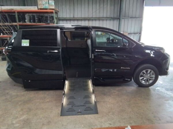 Black Toyota Sienna with BraunAbility Side Entry Automatic Fold Out conversion