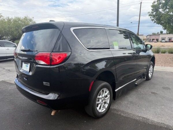 Black Chrysler Voyager with BraunAbility Side Entry Automatic Fold Out conversion