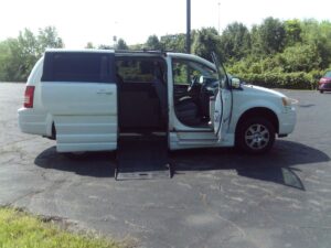 Chrysler Town and Country with BraunAbility Side Entry Automatic Fold Out conversion
