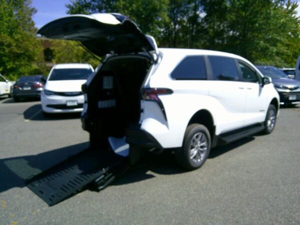 White Toyota Sienna with BraunAbility Rear Entry Manual Fold Out conversion