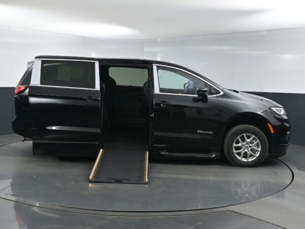 Black Chrysler Pacifica with BraunAbility Side Entry Automatic In Floor conversion