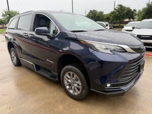 Blue Toyota Sienna with BraunAbility Side Entry Automatic In Floor conversion