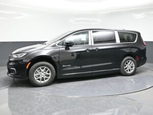 Black Chrysler Pacifica with BraunAbility Side Entry Automatic Fold Out conversion