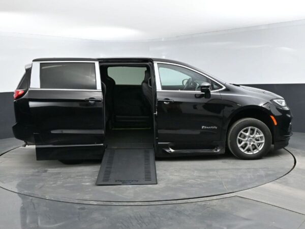 Black Chrysler Pacifica with BraunAbility Side Entry Automatic In Floor conversion