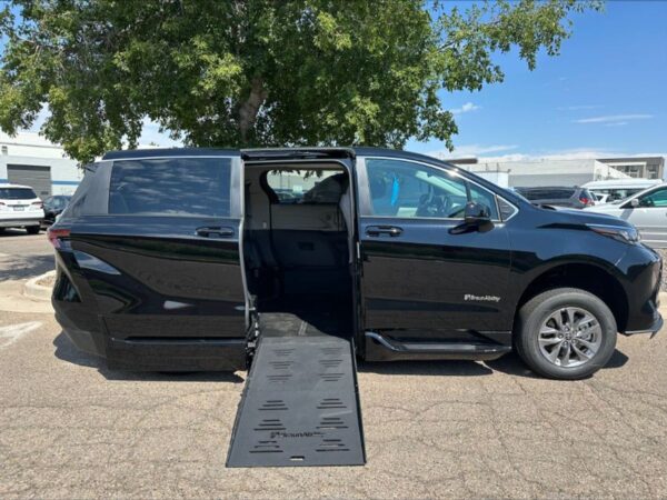 Black Toyota Sienna with BraunAbility Side Entry Automatic Fold Out conversion