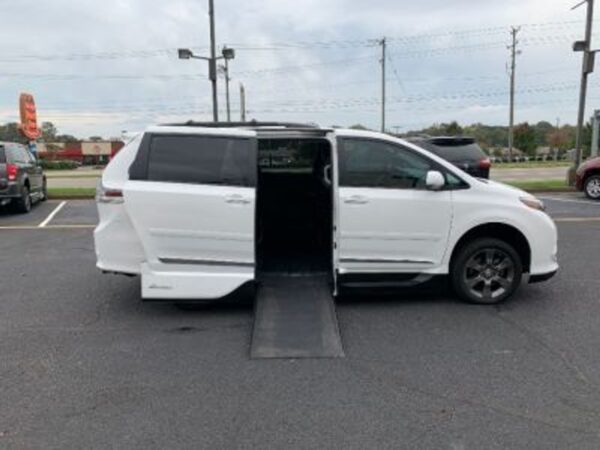 White Toyota Sienna with Vantage Mobility Side Entry Automatic In Floor conversion