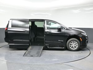Black Chrysler Pacifica with BraunAbility Side Entry Automatic Fold Out conversion